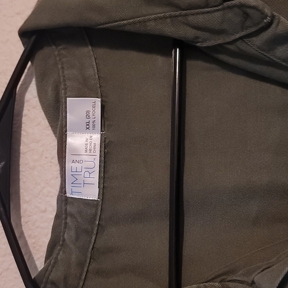 Women's Army Green dress - Picture 2 of 3